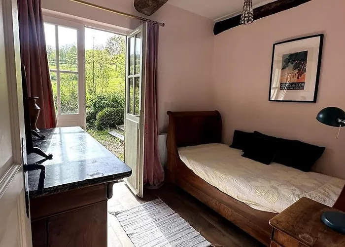 בית נופש Charming Normandy Saint-Julien-sur-Calonne