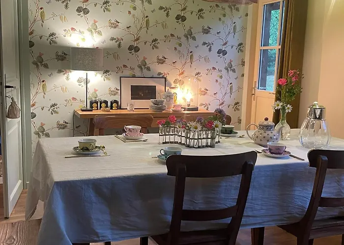 בית נופש Charming Normandy Saint-Julien-sur-Calonne